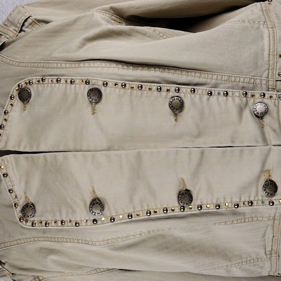 Zana Di Tan Embellished Long Sleeve Collarless Hook Front Below Waist Light Coat - Picture 7 of 16